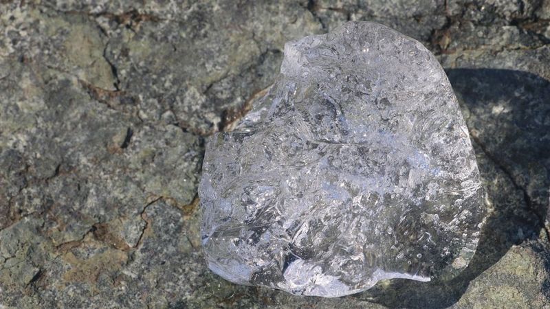 磷礦浮選起泡什么原因，磷礦浮選消泡劑如何使用？