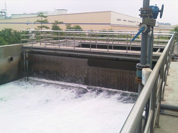 調(diào)節(jié)池大量泡沫，調(diào)節(jié)池消泡劑怎么樣？